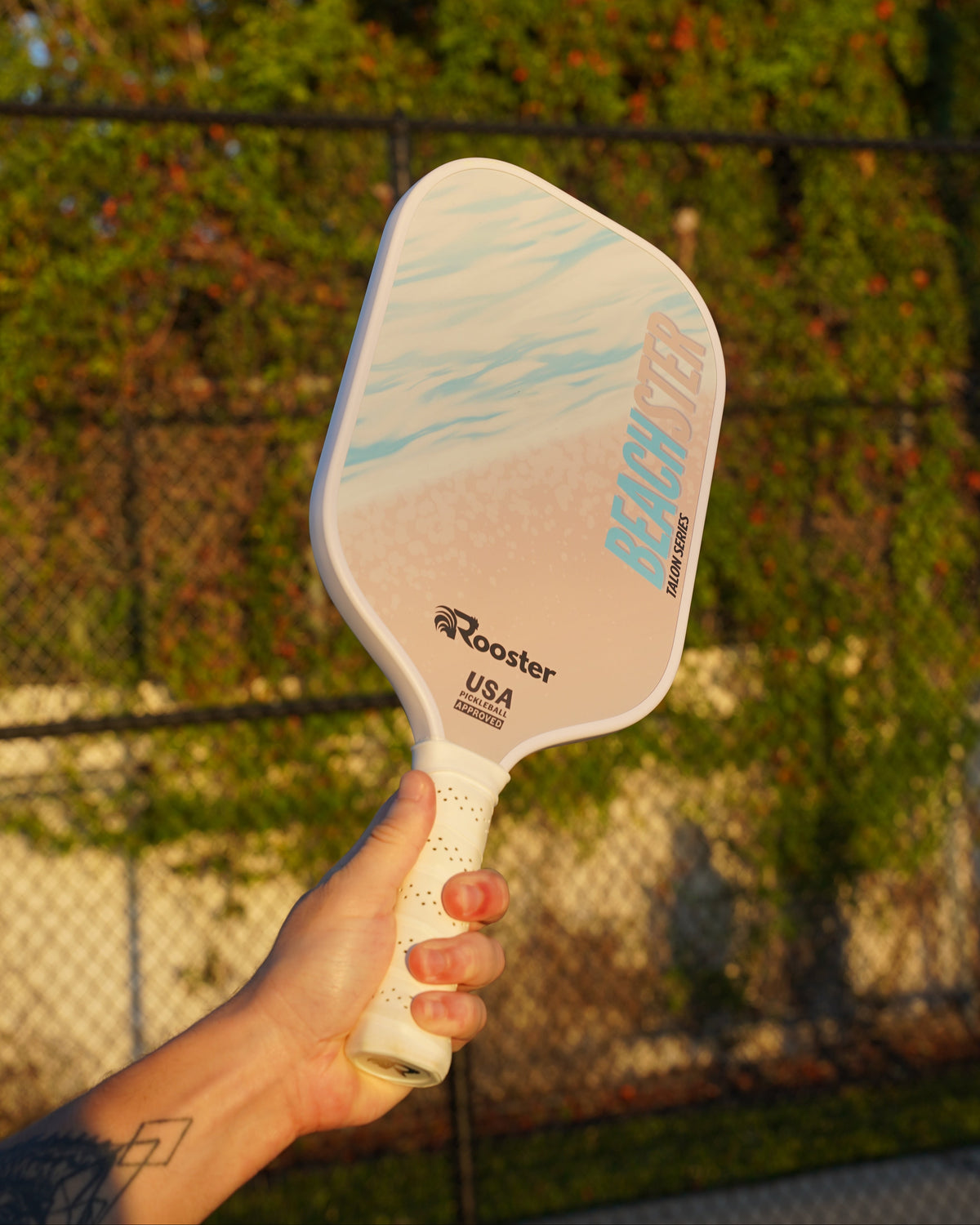 Beachster pickleball paddle